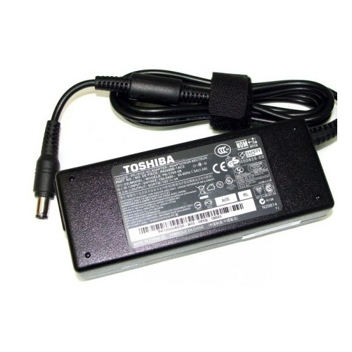Toshiba Laptpo Charger 15V 5A AC Adapter